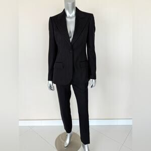 Dolce&Gabbana women 2 piece jacket/pants size 42IT or 6US Retail 3200$